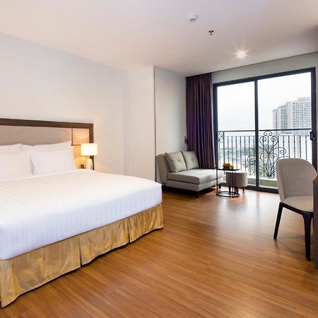 Aston Nha Trang City Hotel Exterior foto