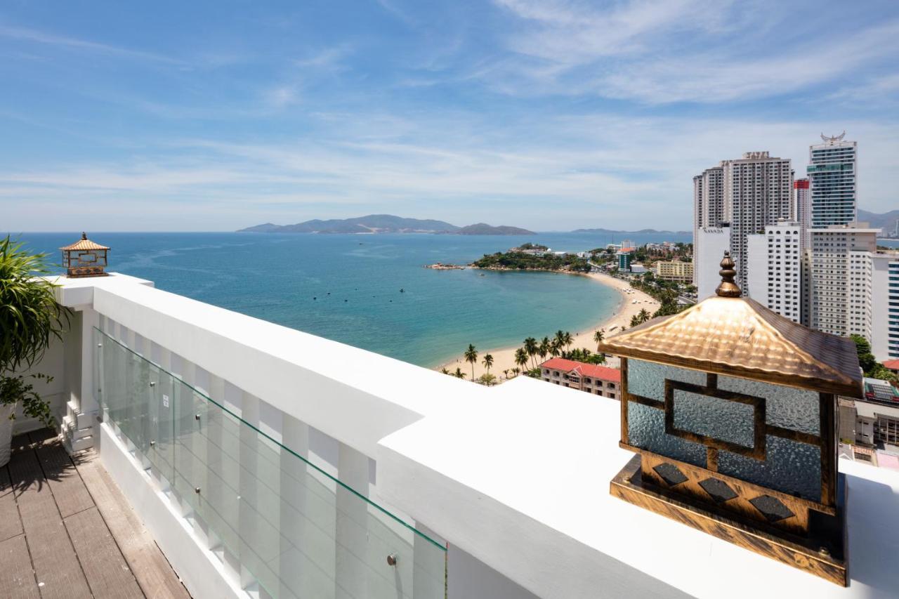 Aston Nha Trang City Hotel Exterior foto